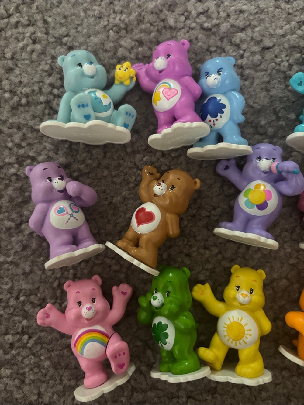 Vintage TCFC  Care Bears Mini Figurine Set - Assorted Colors lot of 12 - Picture 2 of 4
